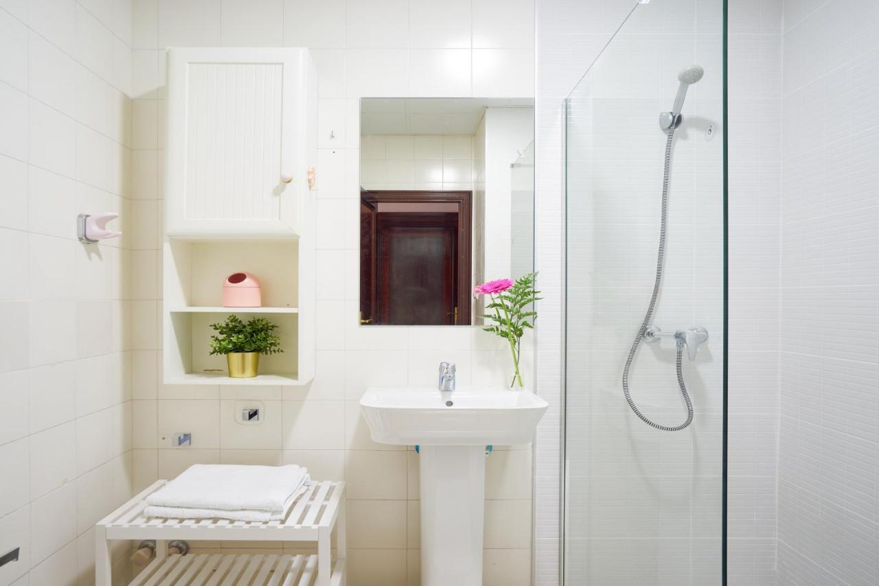 Apartamento En Centro Ciudad Con Vistas Al Mar Málaga Eksteriør billede